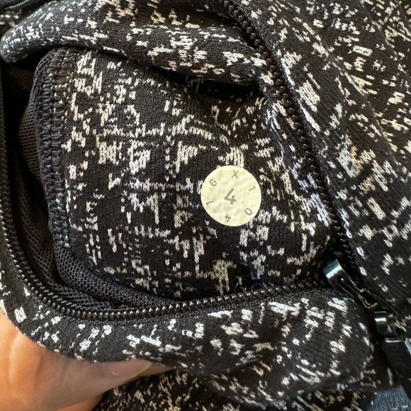 Lululemon Athletica Set Jacket Size 4, Pants Size 2 - Picture 6 of 12